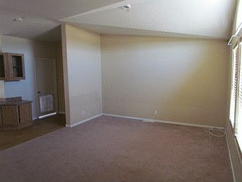 4th image of 35948 W Hadley St