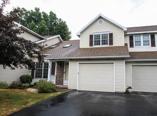 40 Sleepy Holw, Rochester, NY 14624