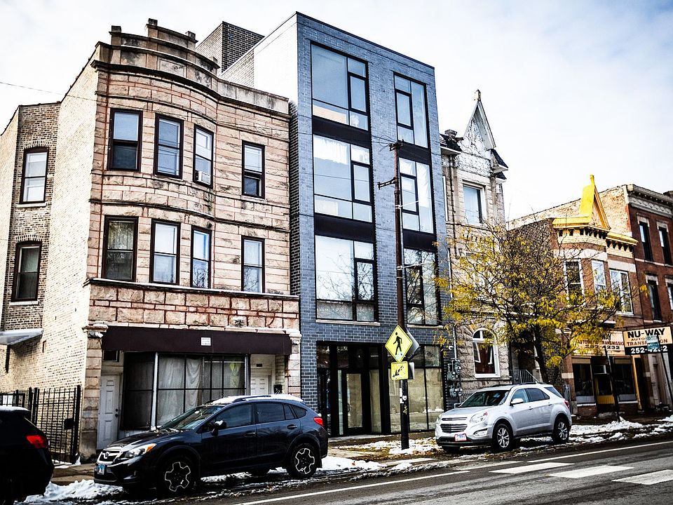 1st image of 1028 N California Ave #2ES