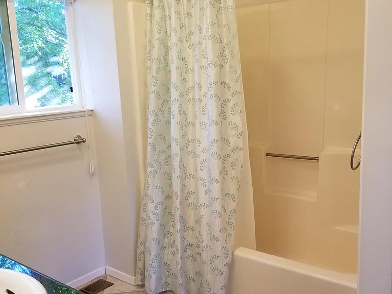 7565 Bodega Ave #4 — Photo 16