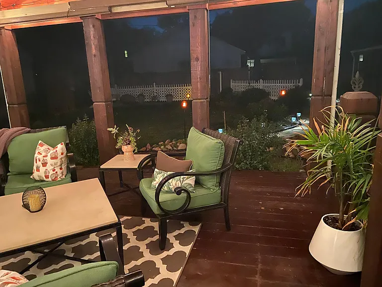 247 N Parkwood Ln — Photo 103