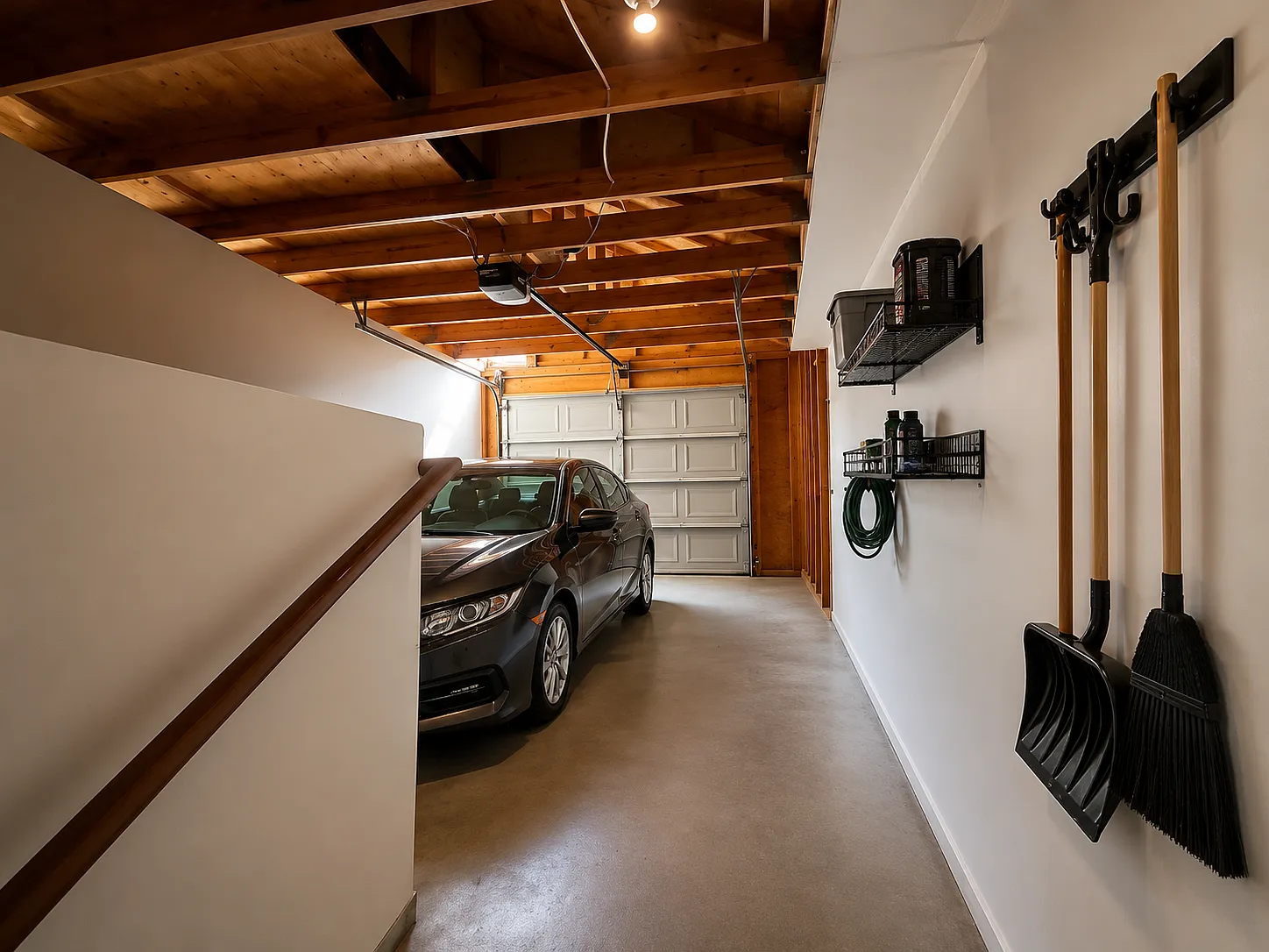 2 bed, 1040 sqft, $1,950 — Photo 4