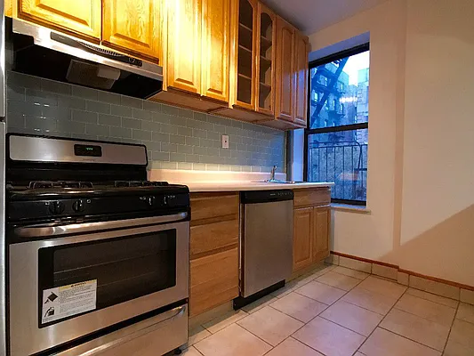 Rented by Sovereign Associates | media 4