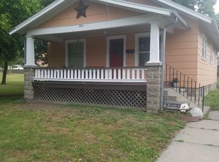 204 Kickapoo St, Hiawatha, KS 66434
