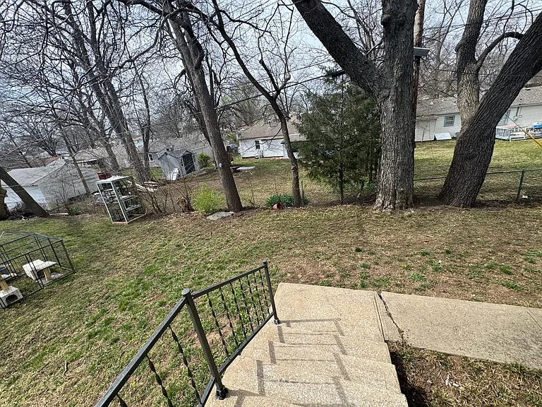 502 Maier Dr — Photo 8