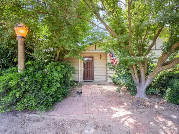 16945 W Nielsen Ave, Kerman, CA 93630