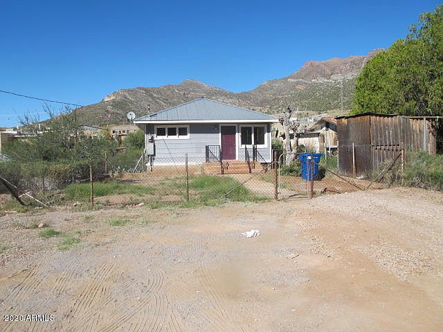 1st image of 210 W Heiner Dr