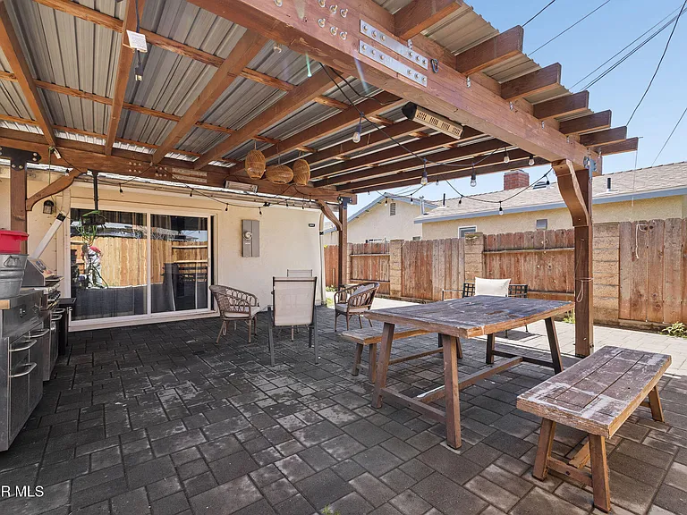 2301 Mono St — Photo 31