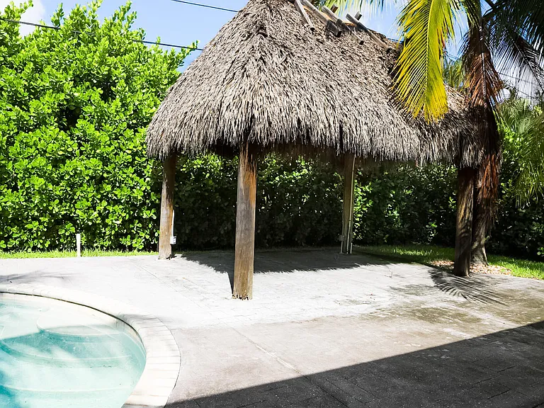 1502 NW 4th Ave — Photo 25
