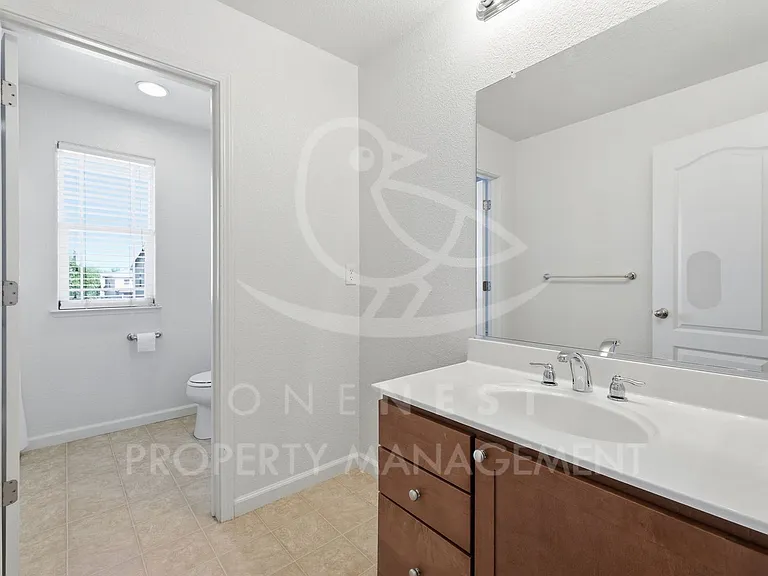 2708 Woodfield Way — Photo 31