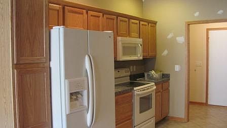 4th image of 1808 Red Willow Dr