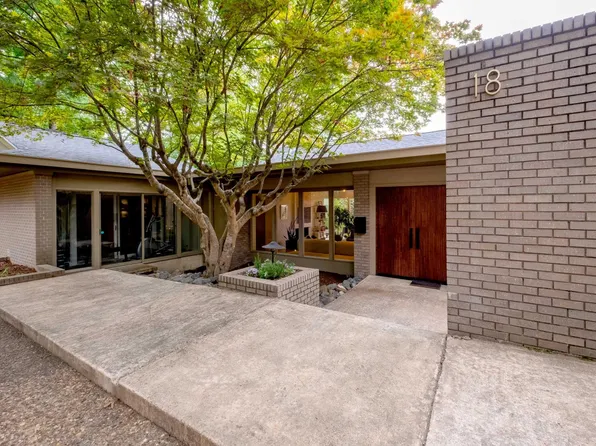 18 Hearthside Dr, Little Rock, AR 72207