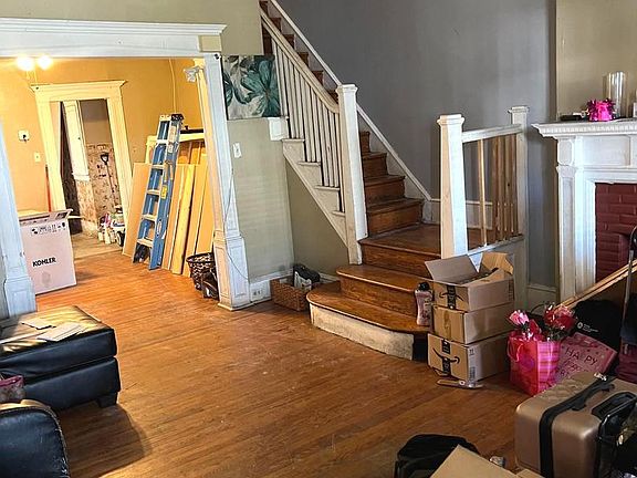 3rd image of 5431 N 11th St