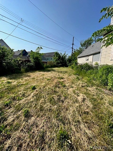 2nd image of 30 Ontario St