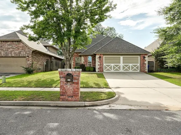 4317 Spyglass Dr, Norman, OK 73072