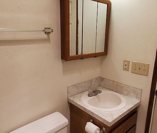 5th image of 1425-1439 Salishan St SE #1431