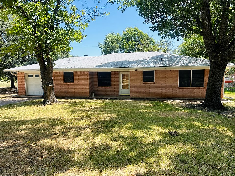 1st image of 708 N Trinity St