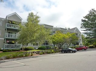 30 Ledgewood Hills Dr APT 101, Nashua, NH 03062