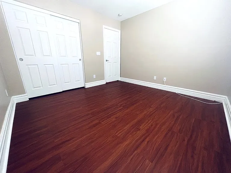 6694 Aviston St — Photo 10