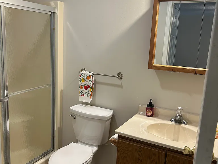 518 E South St #1 — Photo 6