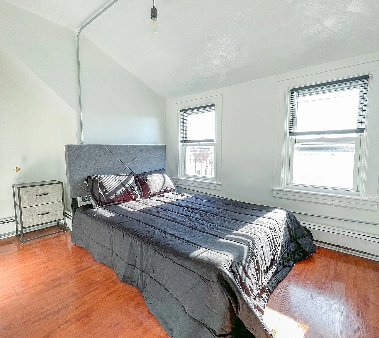 2 bed, $1,550 — Photo 3