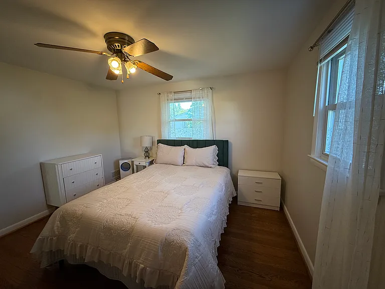 2012 S Lincoln St #2 — Photo 7