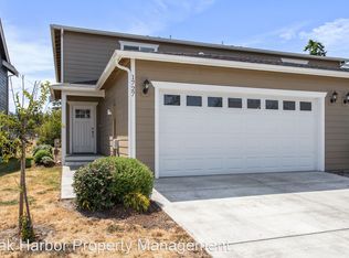 1755 NW 5th Ave, Oak Harbor, WA 98277
