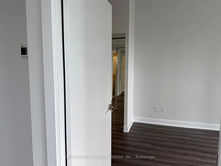 430 Square One Dr #519 — Photo 28