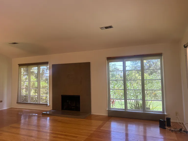 3117 Oakcrest Dr — Photo 9