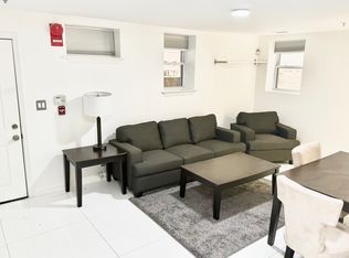 623 5th St NE APT 5, Washington, DC 20002