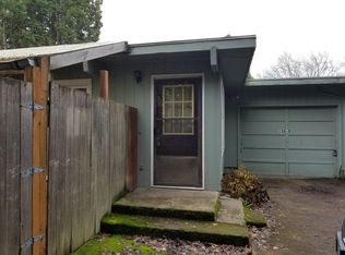 150 Hansen Ln #A/B, Eugene, OR 97404