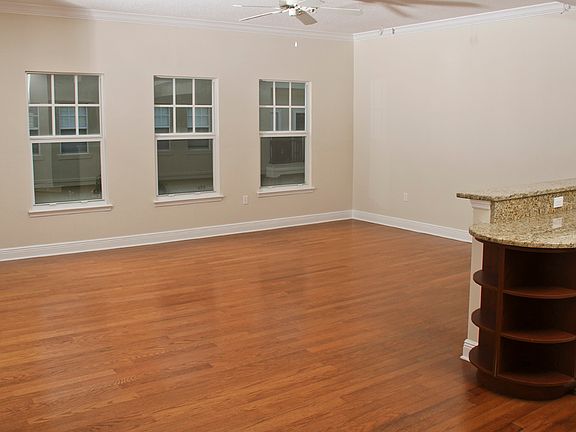 4th image of 639 Blue Taverna Ln