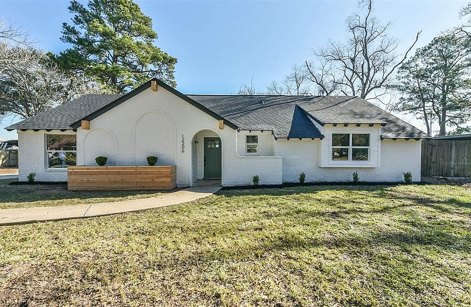 1st image of 12206 Cypress Place Dr