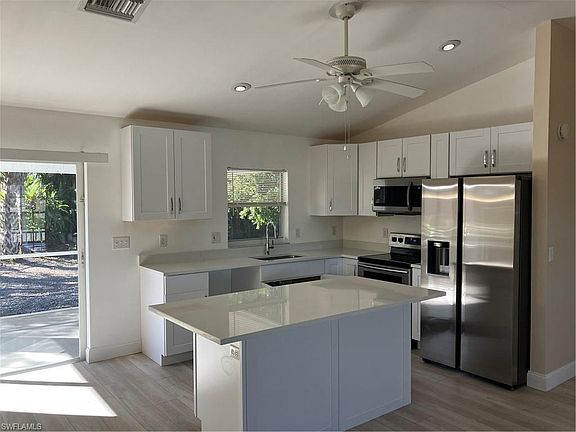 4th image of 11487 Forest Mere DR
