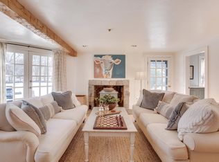 62 Porter Rd, Andover, MA 01810