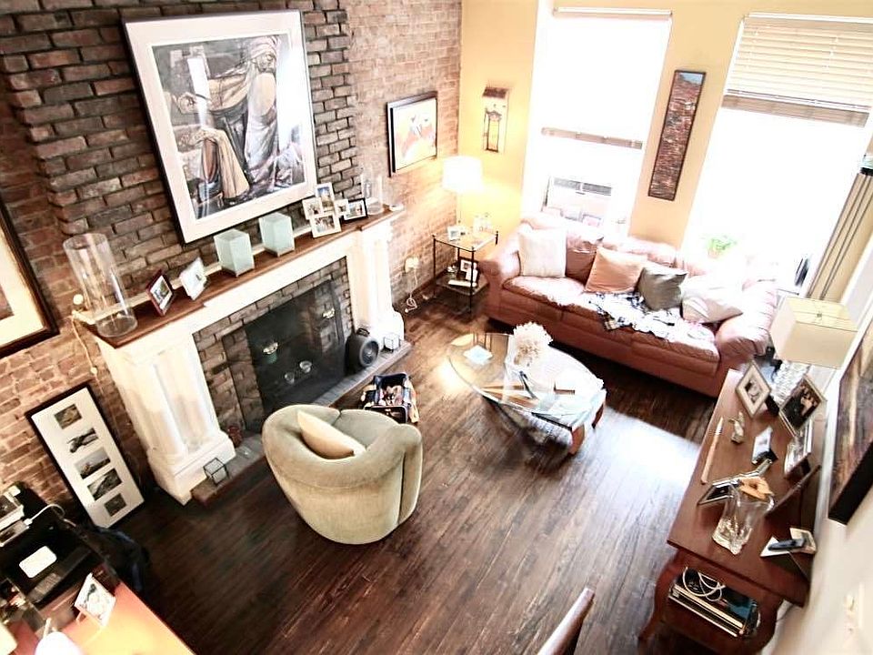 1st image of 160 W 76th St APT 2A