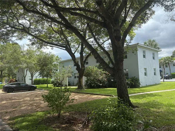 7740 SW 54th Ct #49A, Miami, FL 33143