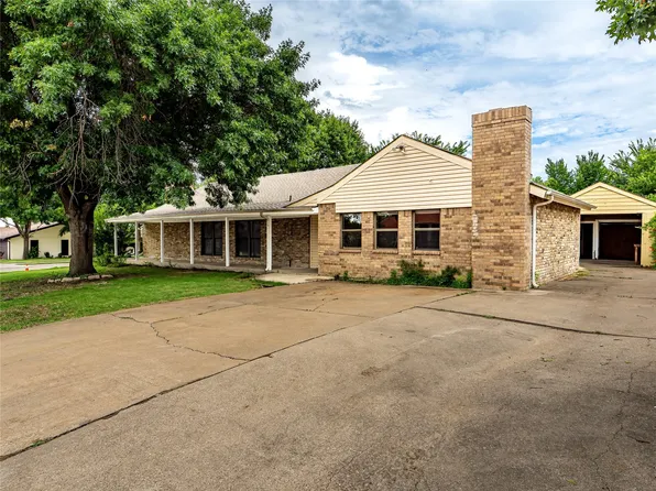 108 Woodrow Cir, Little Elm, TX 75068