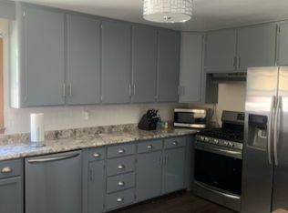 215 N 11th St, Oostburg, WI 53070