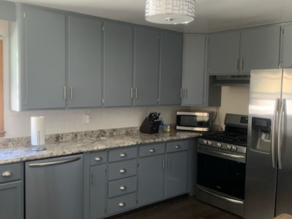 215 N 11th St