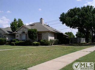 2004 Overview Ln, Garland, TX 75044