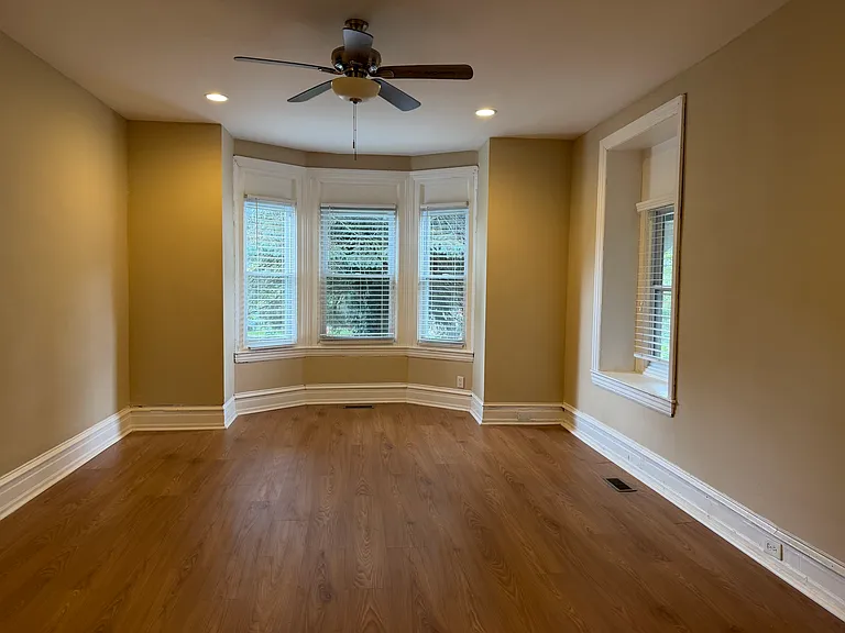 133 E Mount Airy Ave — Photo 6