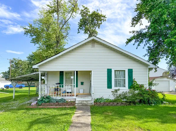 223 W Lincoln St, Shelburn, IN 47879