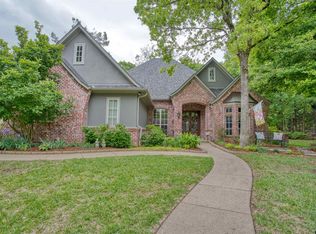 1915 Stonegate Valley Dr, Tyler, TX 75703