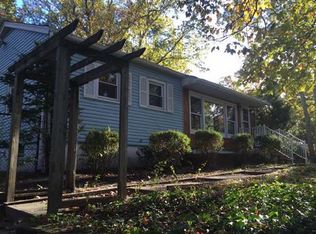 18 Elm St, Jackson, NJ 08527