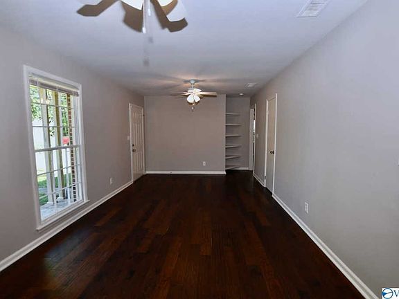 5th image of 4535 Baywood Dr SW