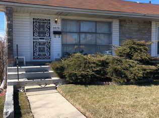8670 S Kimbark Ave, Chicago, IL 60619