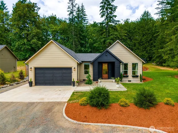 108 Lily Lane, Castle Rock, WA 98611