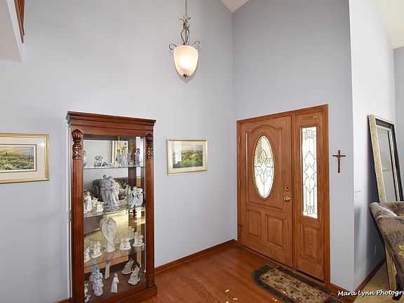 4th image of 839 Newberry Dr