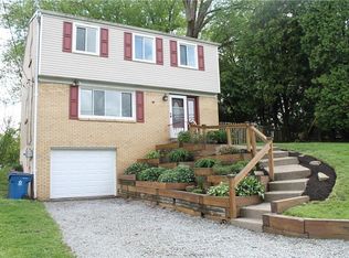 420 Vale Dr, Pittsburgh, PA 15239